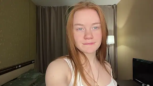 Snapshot of KarlynGow chatting on February 2026 08:02:01 AM KarlynGow online show from February 2026 08:02:01 AM