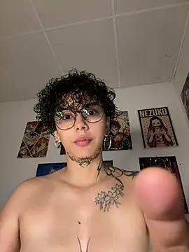 Abby Evanns1 online show from May 2026 02:13:02 PM