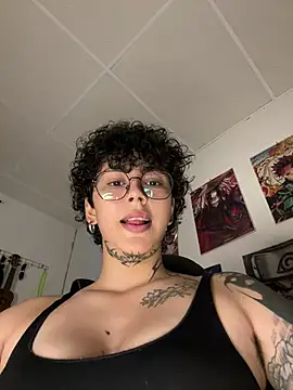 Abby Evanns1 online show from May 2026 02:45:01 PM