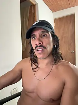 caiiobahia online show from December 2025 03:18:02 PM