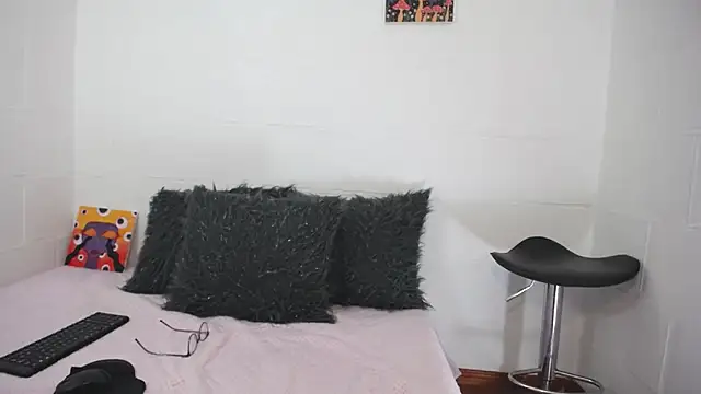  IR1S  online show from November 2025 09:05:02 PM