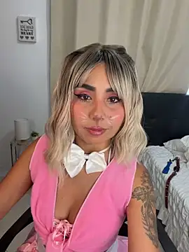 Emilyvalk  online show from May 2026 09:02:02 PM