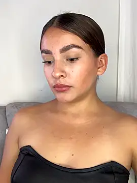 Snapshot of Talia_Bonet chatting on October 2025 03:34:02 PM Talia Bonet online show from October 2025 03:34:02 PM