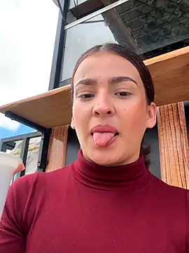 Snapshot of Talia_Bonet chatting on October 2025 04:35:02 PM Talia Bonet online show from October 2025 04:35:02 PM