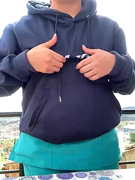 Snapshot of Talia_Bonet chatting on October 2025 03:25:01 PM Talia Bonet online show from October 2025 03:25:01 PM