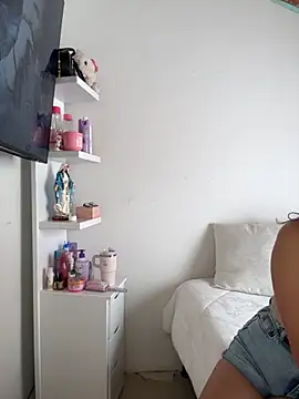 Snapshot of Talia_Bonet chatting on November 2025 03:57:01 PM Talia Bonet online show from November 2025 03:57:01 PM