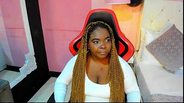 EvaTyson online show from November 2025 08:00:01 PM