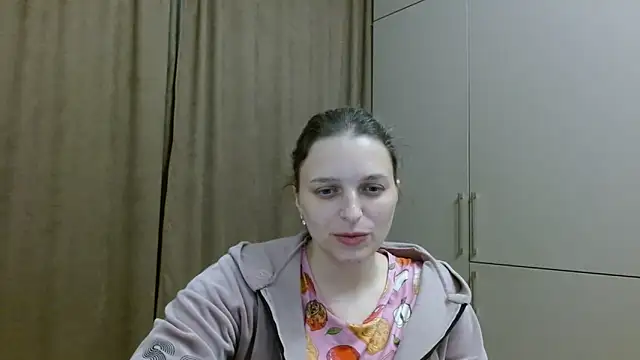 ElisSky301 online show from November 2025 09:37:02 PM