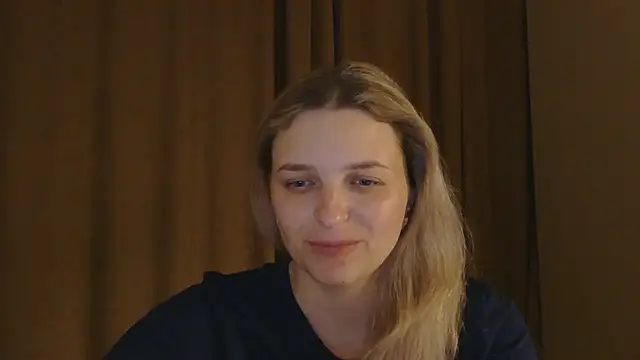 ElisSky301 online show from January 2026 09:18:02 PM