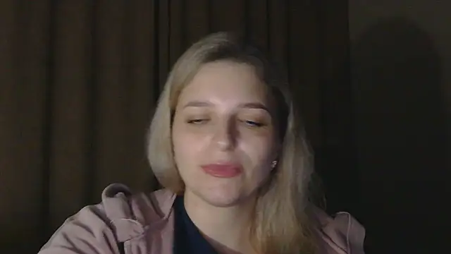 ElisSky301 online show from February 2026 09:51:01 PM