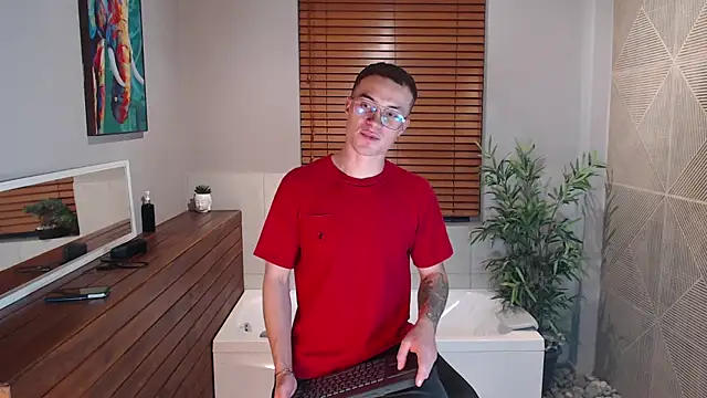 Lil James online show from November 2025 08:05:01 PM