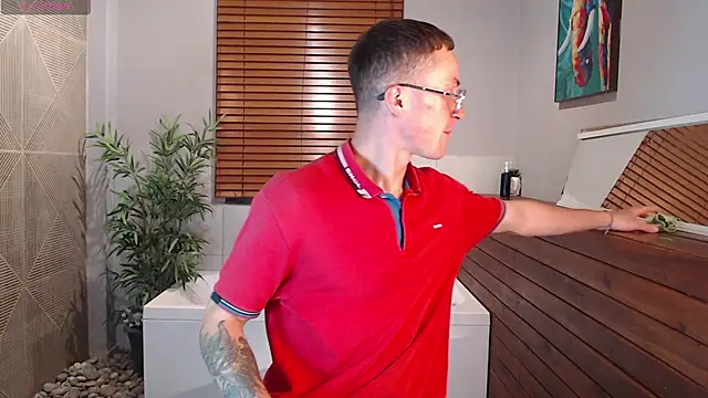 Lil James online show from November 2025 07:35:01 PM