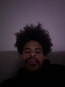 Snapshot of Mrmakeherwet_Tez chatting on February 2026 10:58:02 AM Mrmakeherwet Tez online show from February 2026 10:58:02 AM