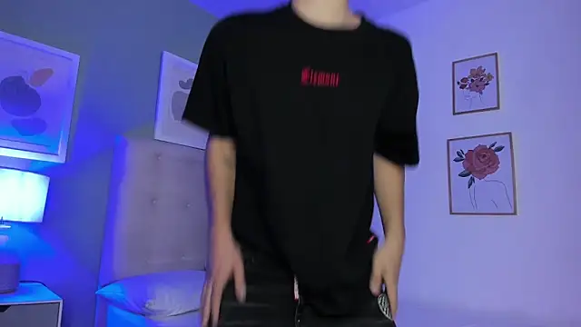 ApoloRicci online show from January 2026 07:52:02 PM