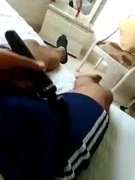 Alexxx feethis online show from November 2025 08:19:01 PM