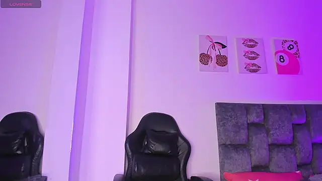 kittymonroe1 online show from May 2026 05:51:02 PM