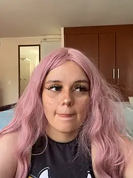 Selena Roa online show from June 2026 07:52:02 PM