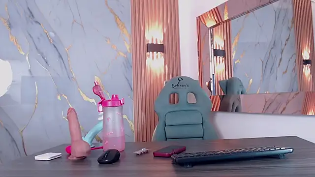 Zoey Rose online show from October 2025 06:10:02 PM