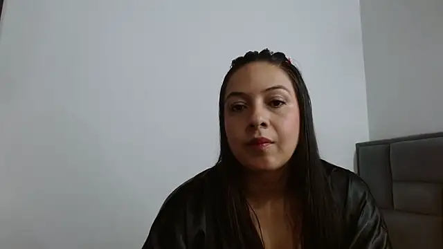 Emma white111 online show from October 2025 01:06:02 AM