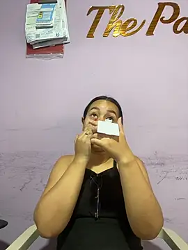 PaulaCruz01 online show from November 2025 07:34:02 PM