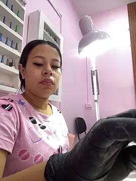 PaulaCruz01 online show from December 2025 06:06:01 PM