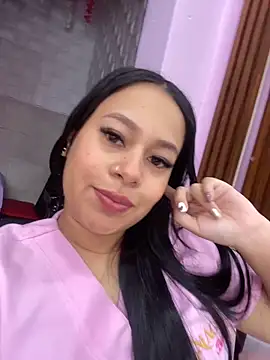 PaulaCruz01 online show from December 2025 08:17:01 PM