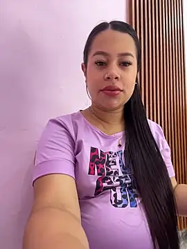 PaulaCruz01 online show from February 2026 06:59:02 PM