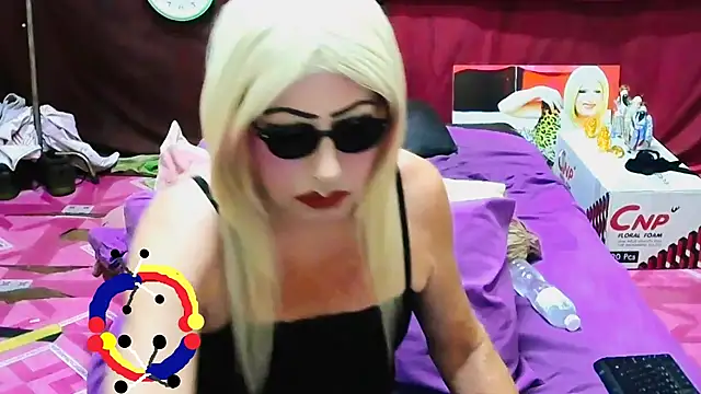 horni4luv online show from June 2026 08:23:01 PM