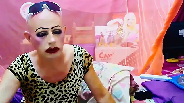 horni4luv online show from July 2026 11:31:01 PM