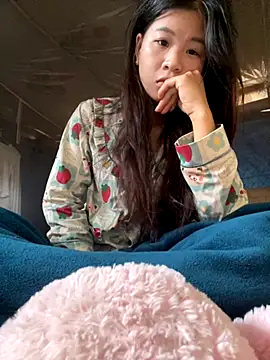 ninixinh online show from October 2025 02:41:01 AM