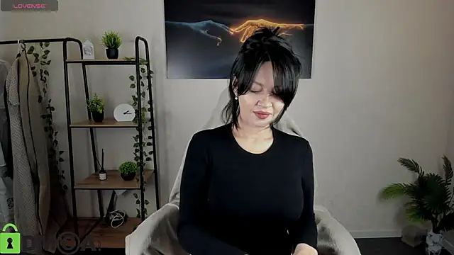 Sara Devills online show from December 2025 01:11:02 AM