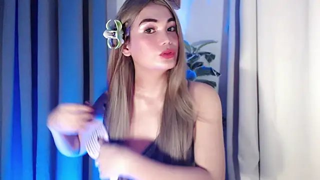 Snapshot of Felicity_lux chatting on March 2026 01:33:02 AM Felicity lux online show from March 2026 01:33:02 AM