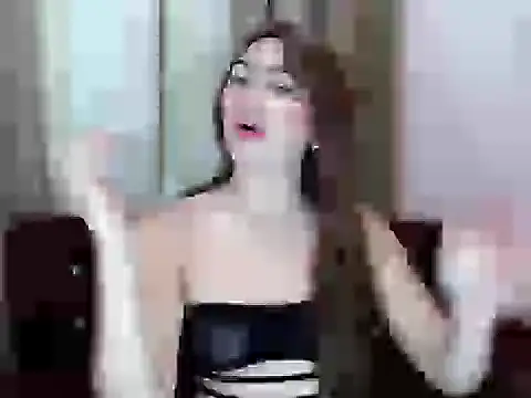 Snapshot of Felicity_lux chatting on April 2026 04:07:01 AM Felicity lux online show from April 2026 04:07:01 AM