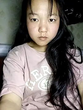 Quynhsumon online show from February 2026 02:57:02 PM