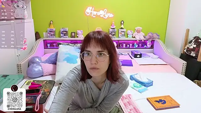  HeraLuna  online show from February 2026 09:08:02 PM