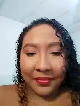 KaroldelaTorree online show from November 2025 06:17:01 PM