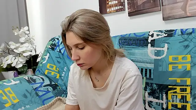 Tenderly Sophie online show from March 2026 01:19:01 AM