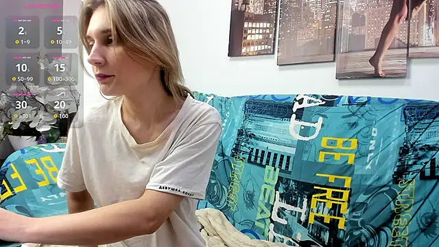 Tenderly Sophie online show from April 2026 01:21:01 AM