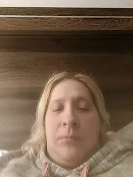 Halloweenpornstar online show from November 2025 04:11:02 AM