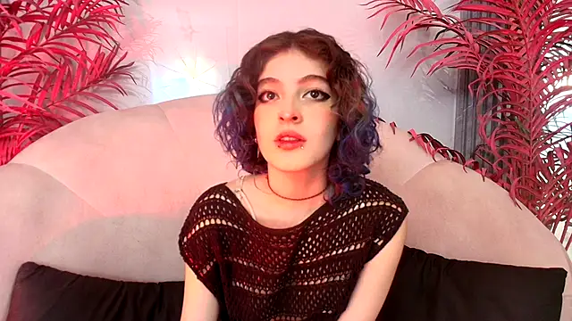 Tina Holden online show from October 2025 07:36:02 PM