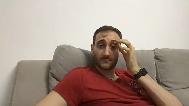 LukaShyGuy online show from May 2026 08:39:02 PM