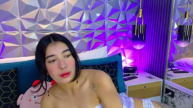 AdelineJhones online show from June 2026 02:54:02 PM