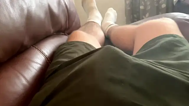 irnbru77 online show from December 2025 01:40:01 PM