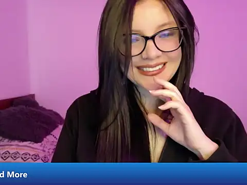 Snapshot of PamHot87 chatting on November 2025 06:15:01 PM PamHot87 online show from November 2025 06:15:01 PM