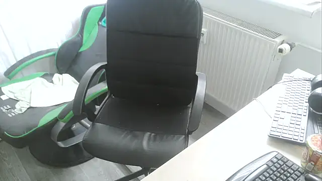 StephPra94 online show from May 2026 11:38:01 AM