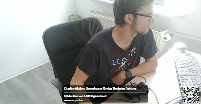 StephPra94 online show from June 2026 12:37:01 PM