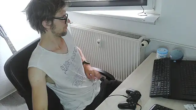 StephPra94 online show from June 2026 08:31:01 AM