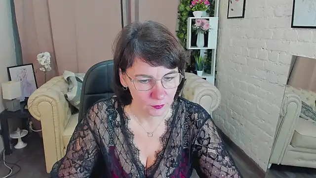 Demi Mature online show from November 2025 05:43:02 AM