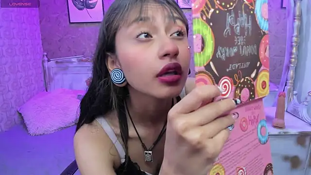 Snapshot of Noa_clk chatting on November 2025 04:01:02 AM Noa clk online show from November 2025 04:01:02 AM