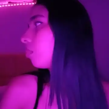 Naomi-angel online show from October 2025 01:22:02 PM